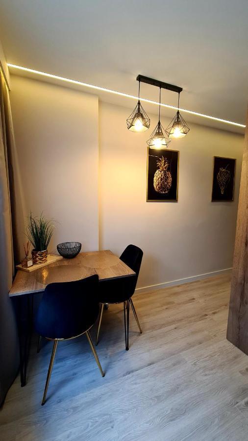 Mazurski Apartament 奥斯特罗达 外观 照片